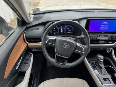 2024 Toyota GRAND HIGHLANDER Limited