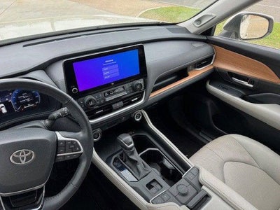 2024 Toyota GRAND HIGHLANDER Limited