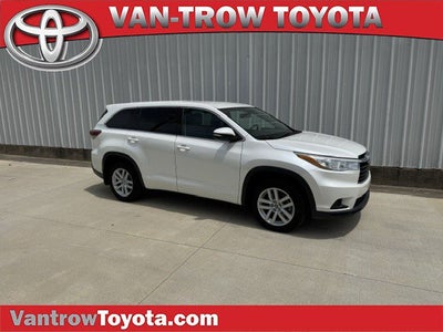 2016 Toyota Highlander Base