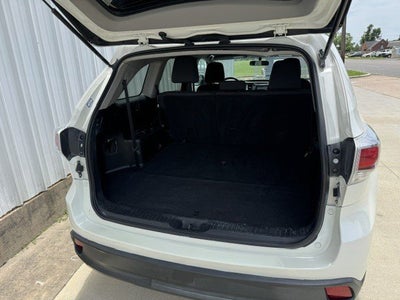2016 Toyota Highlander Base