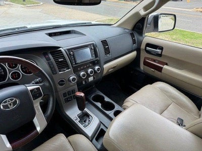 2017 Toyota SEQUOIA 4X4 Platinum