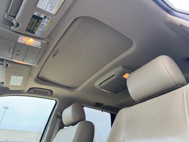 2017 Toyota SEQUOIA 4X4 Platinum