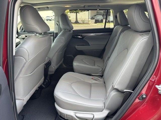 2026 Toyota Highlander Hybrid Hybrid Platinum