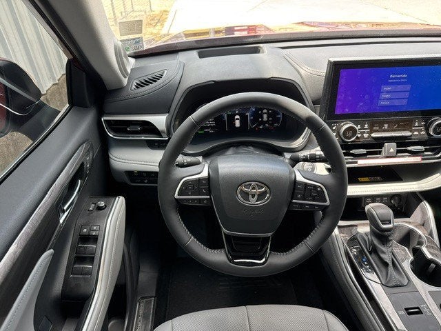 2026 Toyota Highlander Hybrid Hybrid Platinum