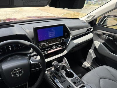 2026 Toyota Highlander Hybrid Hybrid Platinum