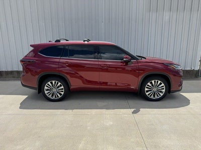 2026 Toyota Highlander Hybrid Hybrid Platinum