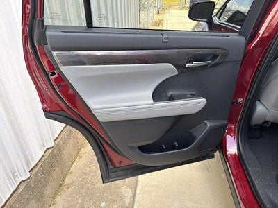 2026 Toyota Highlander Hybrid Hybrid Platinum