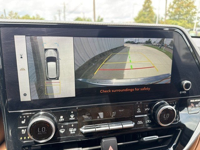 2023 Toyota Highlander Hybrid Hybrid Platinum