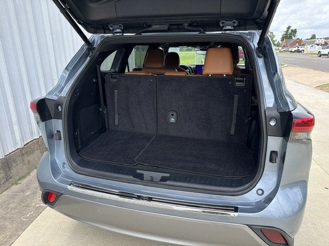 2023 Toyota Highlander Hybrid Hybrid Platinum