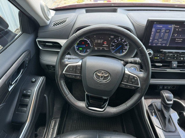 2020 Toyota Highlander Hybrid Platinum