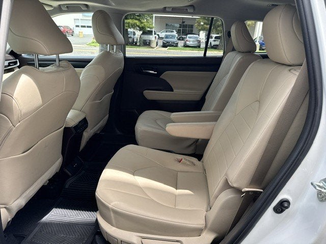 2020 Toyota Highlander Hybrid Hybrid XLE