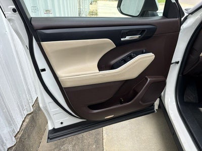 2020 Toyota Highlander Hybrid Hybrid XLE