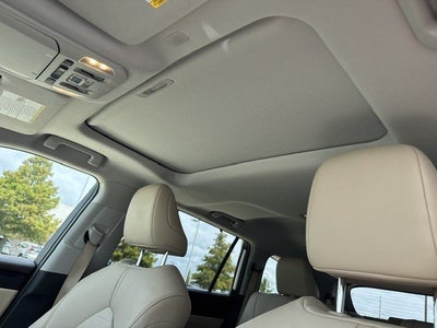 2020 Toyota Highlander Hybrid Hybrid XLE