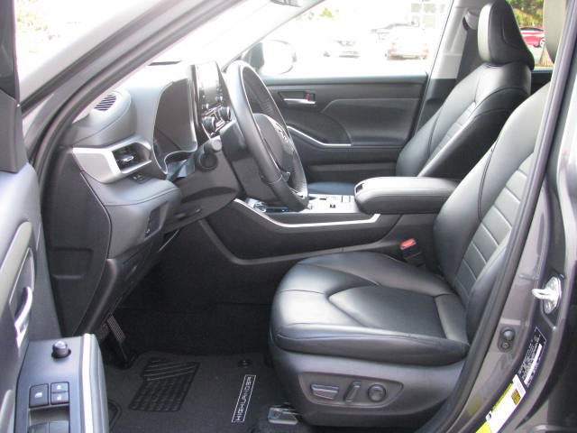 2020 Toyota HIGHLANDER HYBRD Hybrid XLE