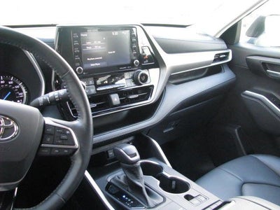 2020 Toyota HIGHLANDER HYBRD Hybrid XLE