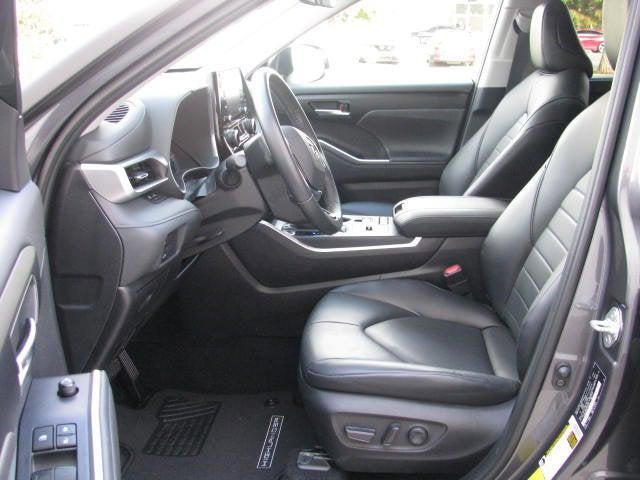 2020 Toyota HIGHLANDER HYBRD Hybrid XLE