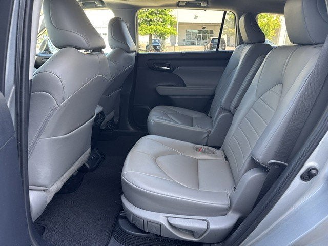 2021 Toyota HIGHLANDER HYBRD Hybrid XLE
