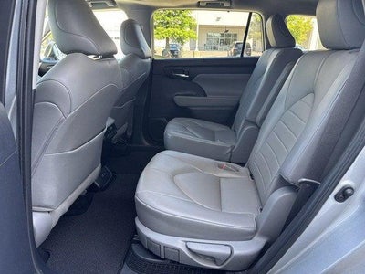2021 Toyota HIGHLANDER HYBRD Hybrid XLE