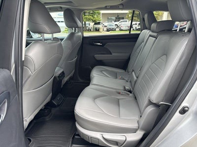 2023 Toyota Highlander XLE