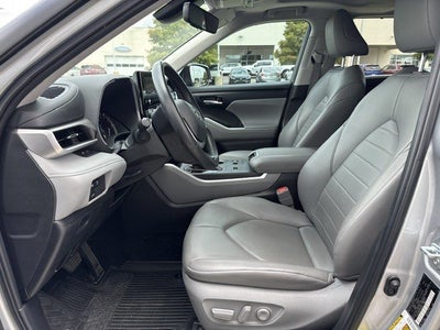 2023 Toyota Highlander XLE