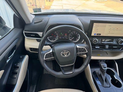 2023 Toyota Highlander XLE