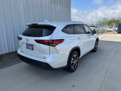 2023 Toyota Highlander XLE