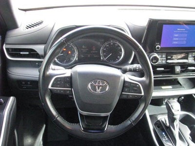 2023 Toyota HIGHLANDER XSE
