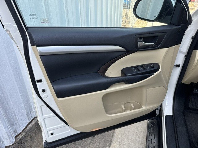 2015 Toyota HIGHLANDER XLE