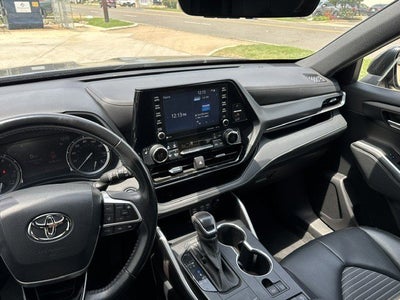 2022 Toyota Highlander XSE