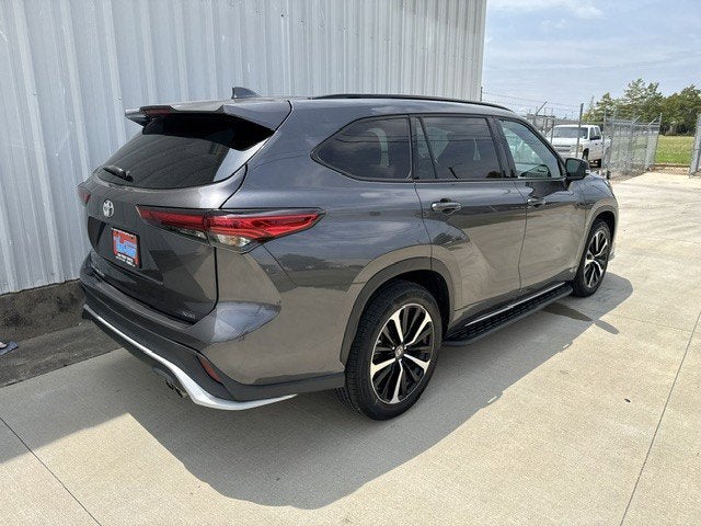 2022 Toyota Highlander XSE