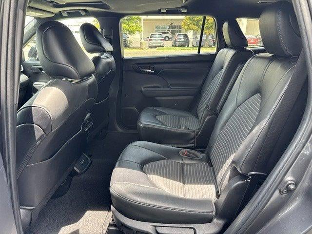 2022 Toyota Highlander XSE