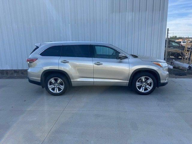 2015 Toyota HIGHLANDER Limited