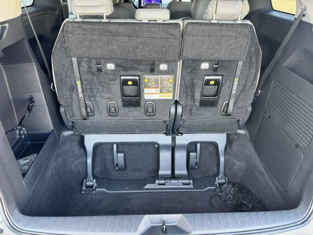 2025 Toyota Sienna XLE 8 Passenger