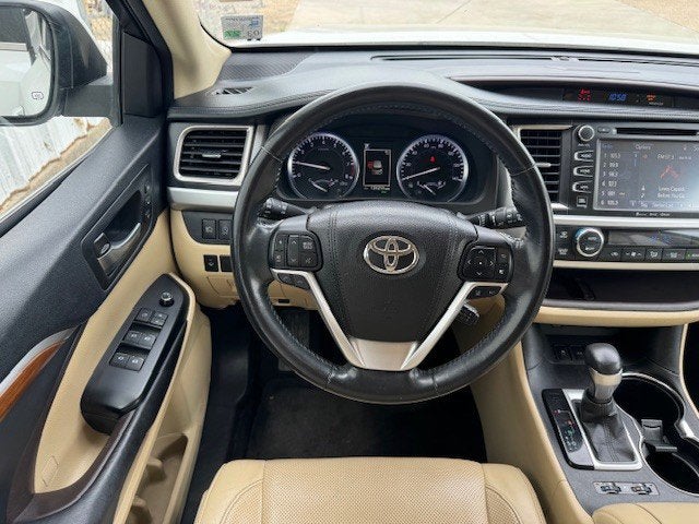 2017 Toyota Highlander Limited