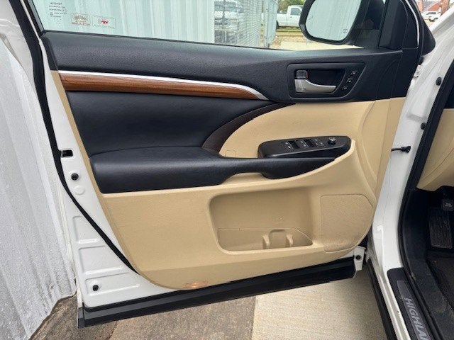 2017 Toyota Highlander Limited