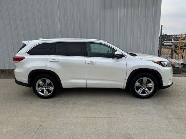 2017 Toyota Highlander Limited