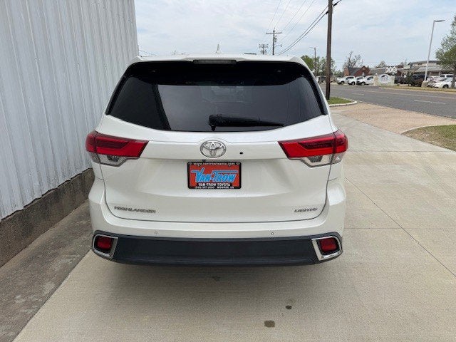 2017 Toyota Highlander Limited