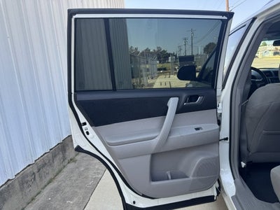 2013 Toyota HIGHLANDER Plus