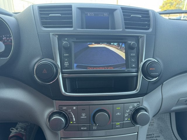 2013 Toyota HIGHLANDER Plus