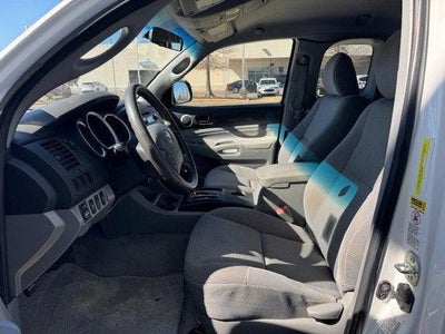 2010 Toyota TACOMA 4X2 2WD Access I4 AT (Natl)