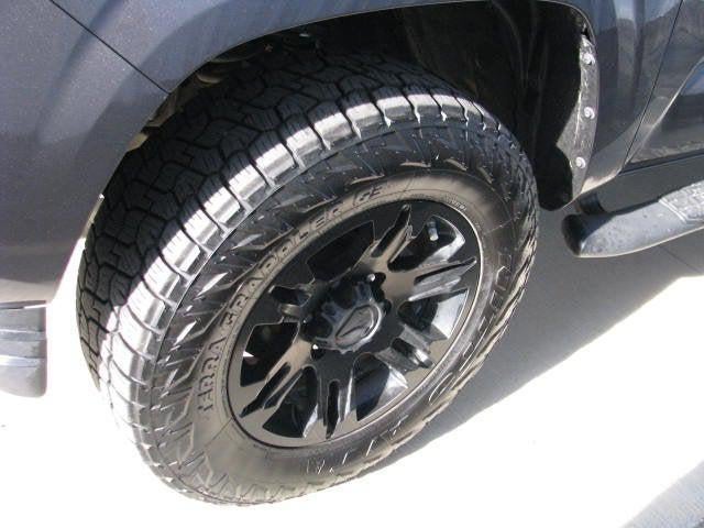 2019 Toyota TACOMA SR SR