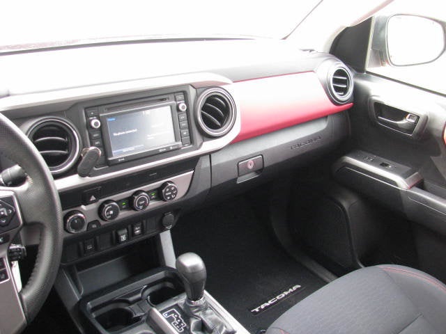 2019 Toyota TACOMA SR5 SR5