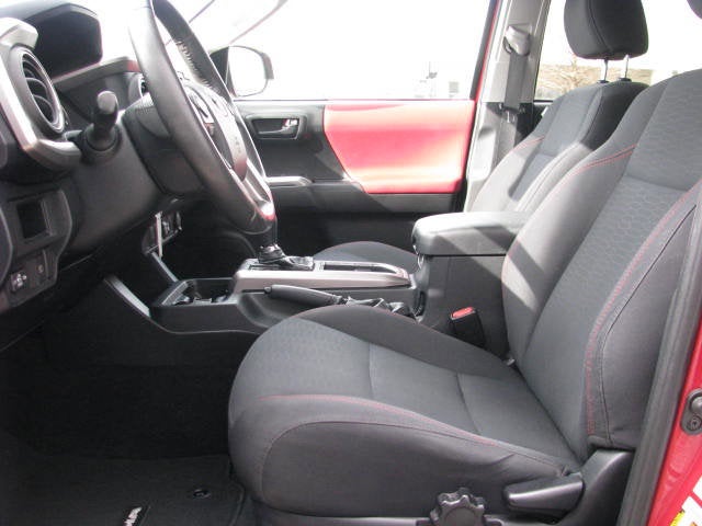 2019 Toyota TACOMA SR5 SR5