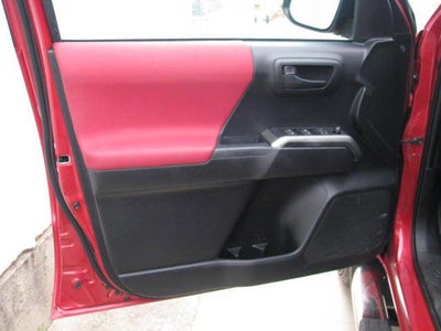 2019 Toyota TACOMA SR5 SR5