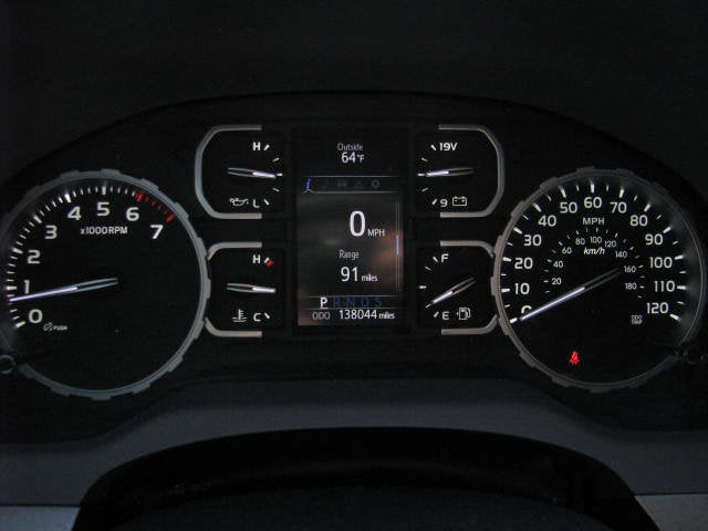 2018 Toyota TUNDRA 4X4 SR5