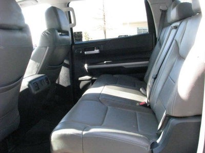 2018 Toyota TUNDRA 4X4 SR5