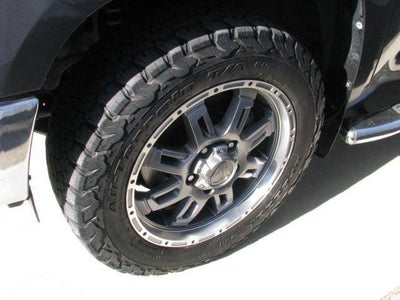 2018 Toyota TUNDRA 4X4 SR5