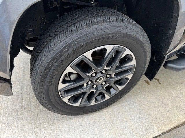 2025 Toyota TUNDRA 4X4 Limited