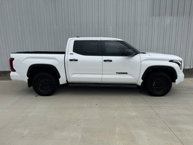 2025 Toyota Tundra 4WD Base