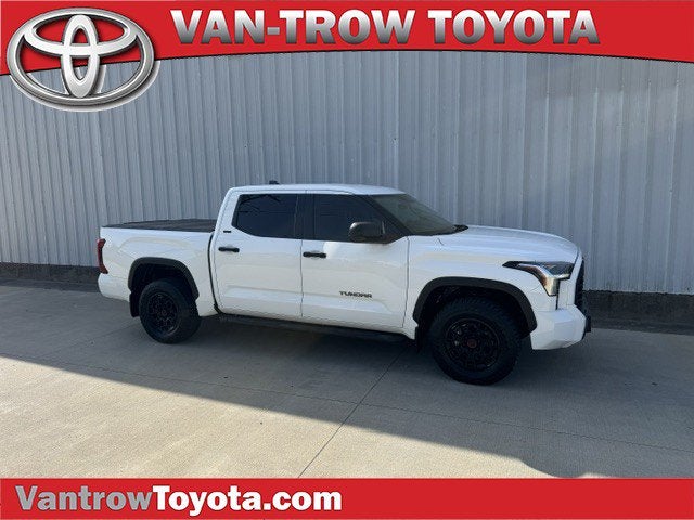 2024 Toyota Tundra 4WD SR5